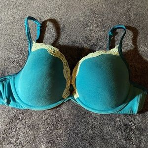 🌟 Sale! Blue with white lace bra